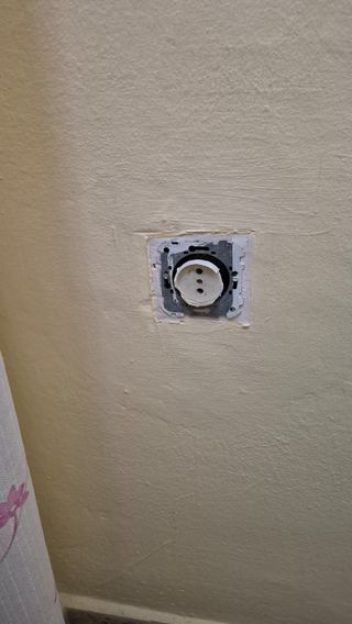 Se realizan trabajos eléctricos