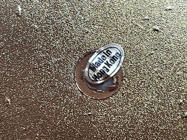 Portagioie vintage in oro di Hong Kong