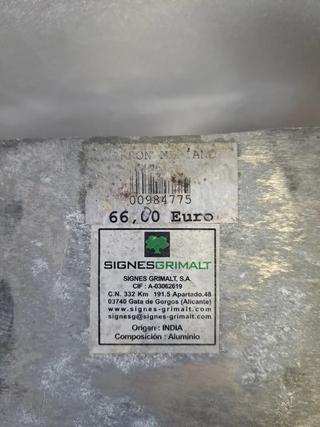 Coppia di vasi in alluminio canna di bambù