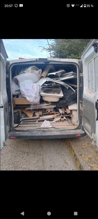 Vaciados limpieza de muebles viejos, basura etc...