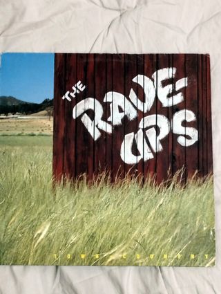 THE RAVE UPS - Town + Country (Blanco)