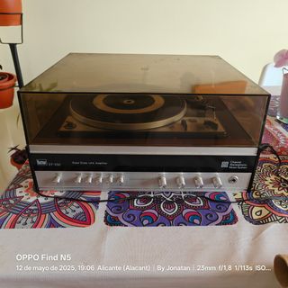 Vintage Tocadiscos  Bettor EF-250 con Amplificador