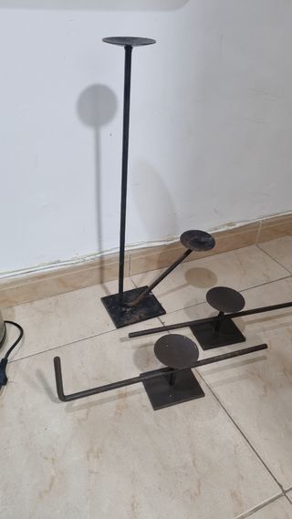 Candelabros de hierro