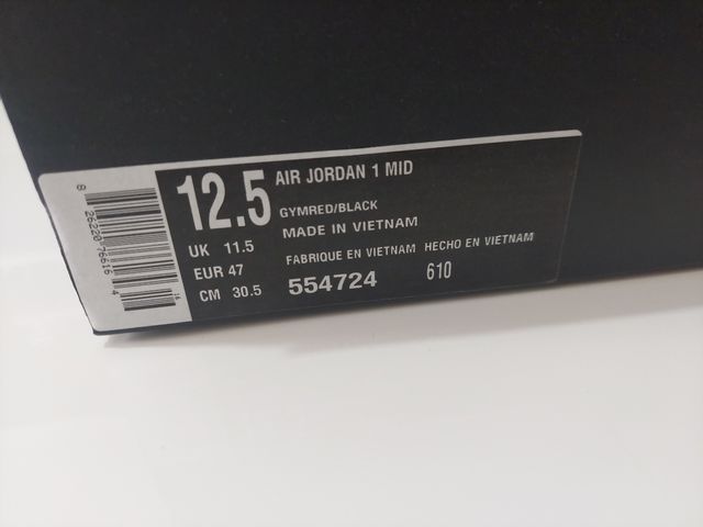 Nike air Jordan mid 1