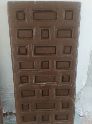 1 Puerta de madera maciza, antigua