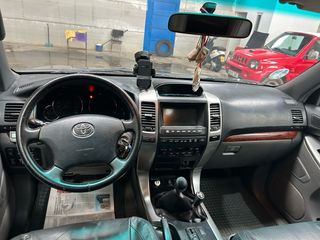 Toyota Land Cruiser 2005