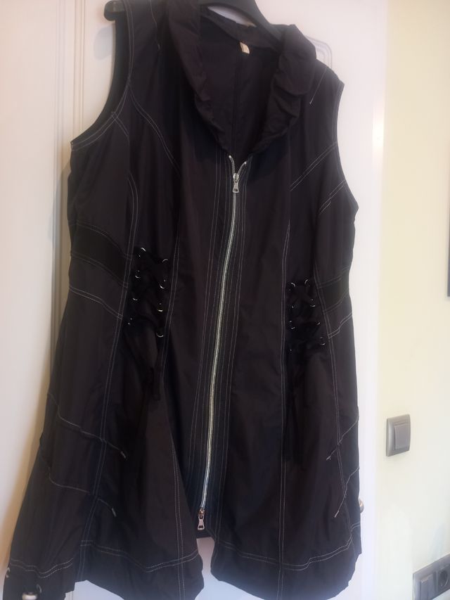 Chaleco negro  - Talla 54