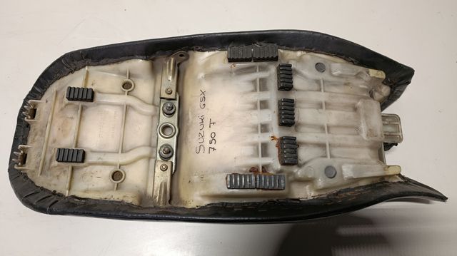 Asiento Suzuki GSX 750