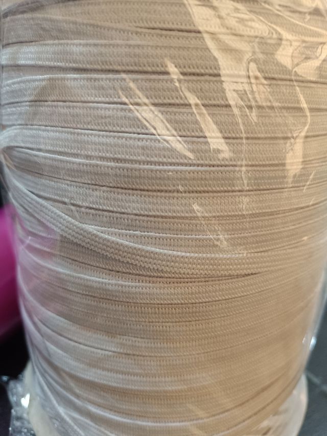 Goma elástica blanca 0,5 cm 400 mts