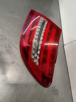 🔵PILOTO TRASERO DERECHO MERCEDES C W204