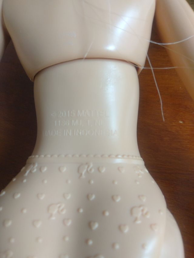 Muñeca Barbie Mattel 43cm