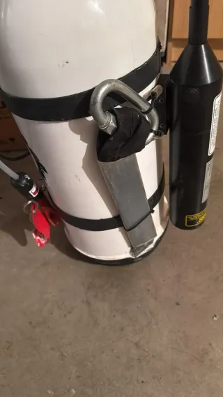 Paracadute Alpha 900 libbre - 410 kg, altro nel mio profilo
