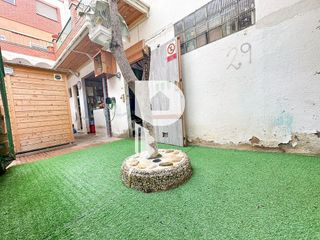 Chalet en venta en Centre en Rubí