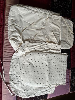 Saco capazo bebé, color beige.
