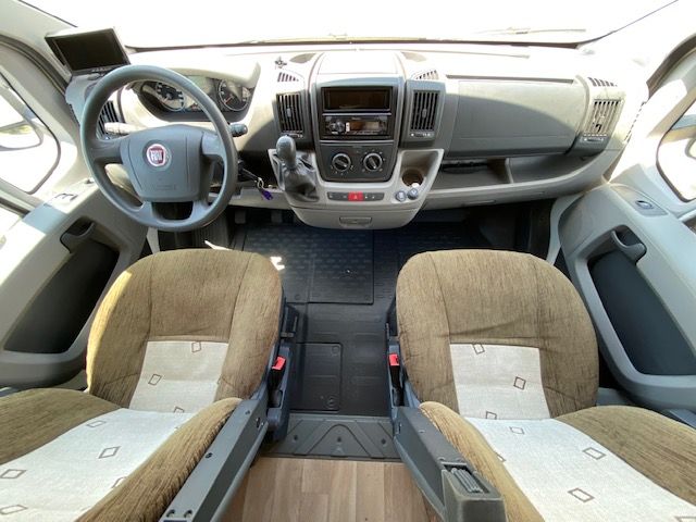 FIAT  CHAUSSON FLASH 06 2010