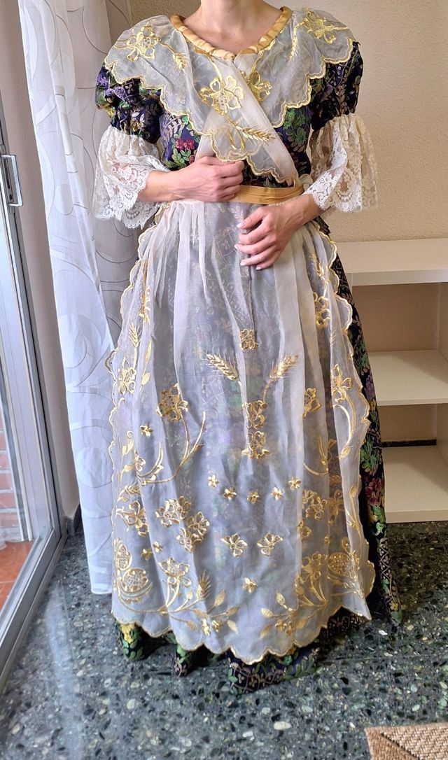 Traje fallera completo talla 40 aprox