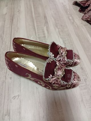 Zapatos Fallera rojos talla 36