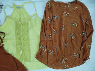 Lote 5 blusas M estampadas