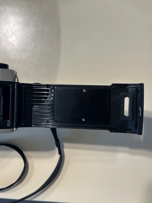 Cosina C1 - Cámara réflex.