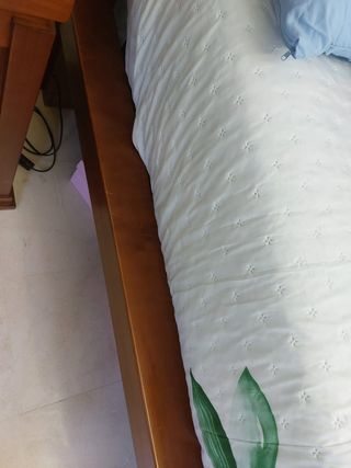 Dormitorio madera maciza