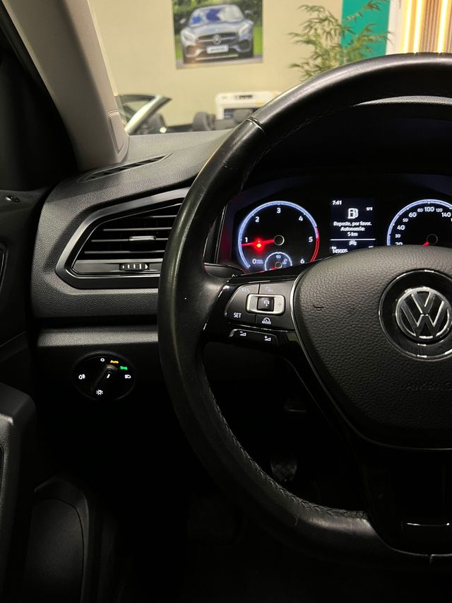 Volkswagen T-Roc 2019