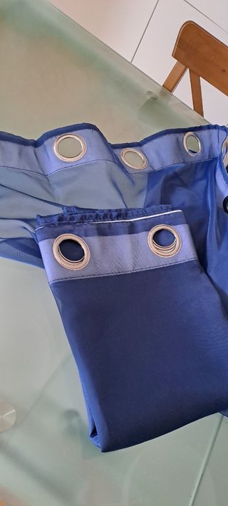 Tende blu in tessuto poliestere