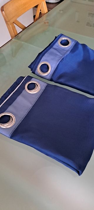 Tende blu in tessuto poliestere