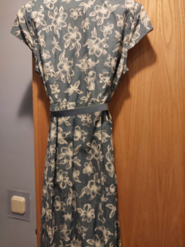 Vestido midi de verano.