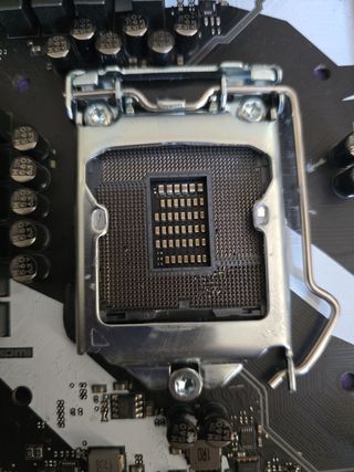 Placa base msi B250 KRAIT GAMING(rota)