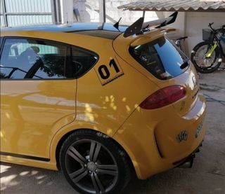 Aleron deportivo esta mui bonito 
