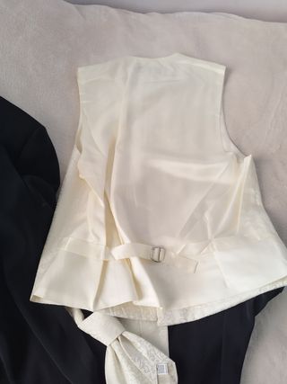 Traje ceremonia negro beige