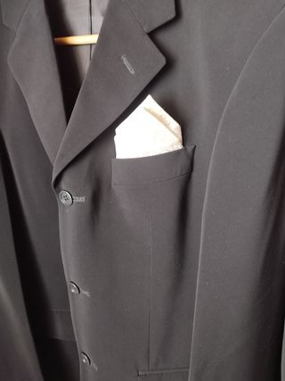 Traje ceremonia negro beige