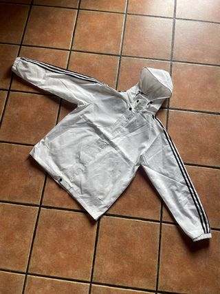 Chaqueta adidas real madrid impermeable