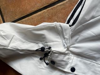 Chaqueta adidas real madrid impermeable