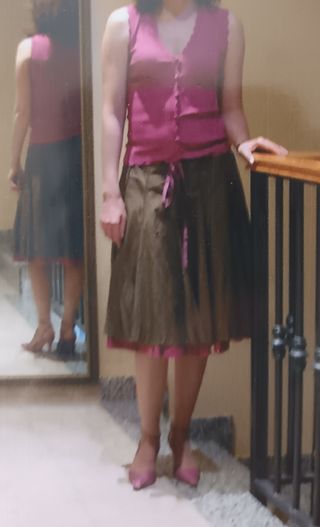 Conjunto falda y chaleco amitie verde militar y ro