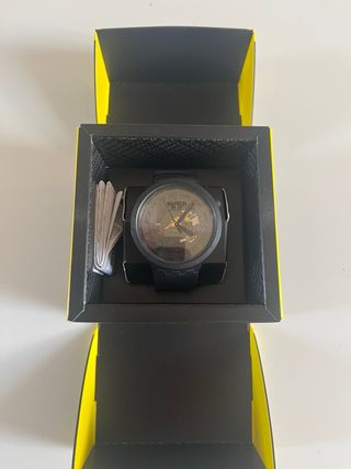 Swatch BIG BOLD