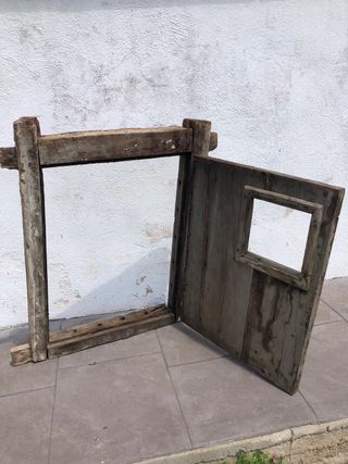 Gran Ventana antigua de madera