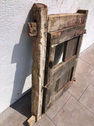 Gran Ventana antigua de madera