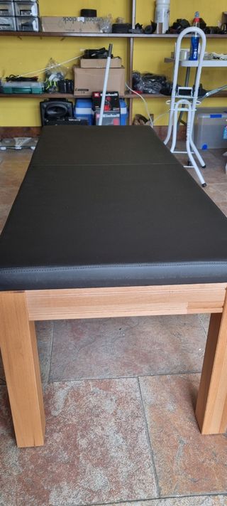 Banco madera maciza con cojin, recibidor