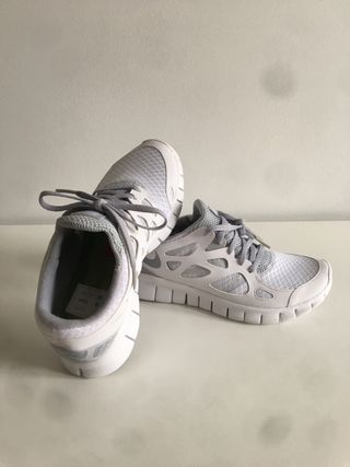Zapatillas Nike Free Run 2 Gris/Blanco - 38,5