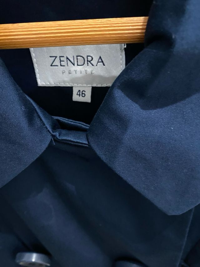 chaqueta corta azul marino