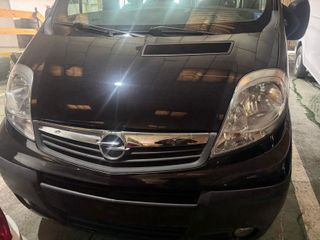 Opel Vivaro 2014 larga 9 plazas 