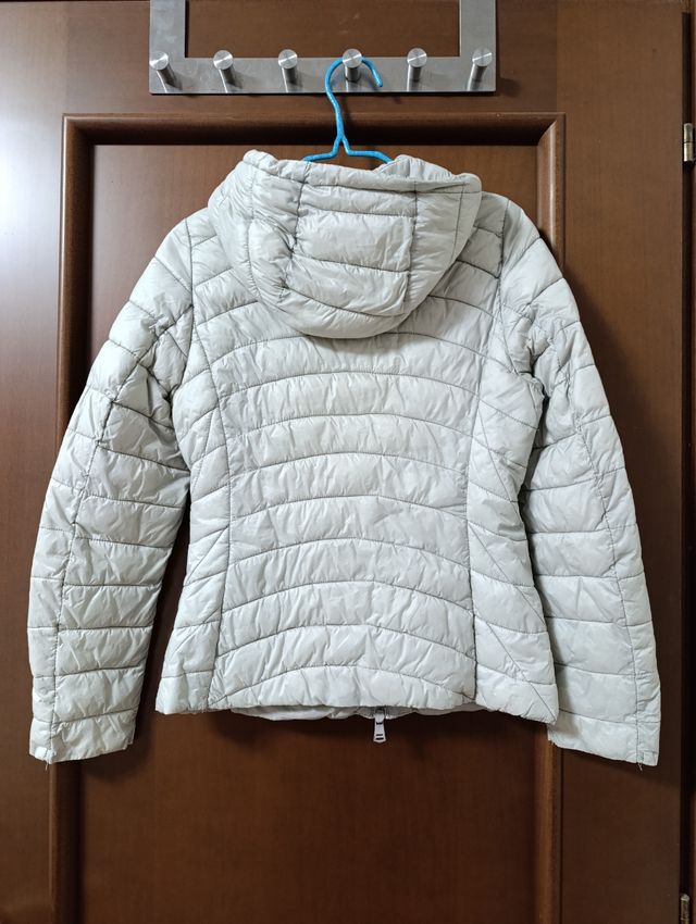 Set 2 pezzi Piumino 100 grammi donna + smanicato 