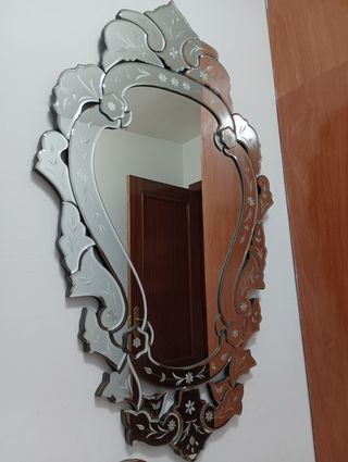 Espejo veneciano elegante