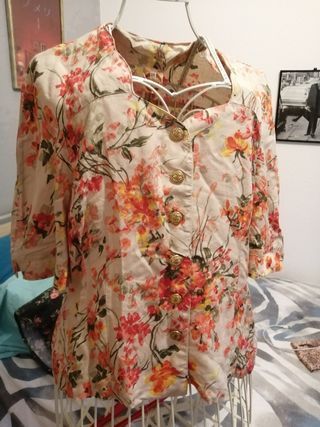 Blusa floral vintage