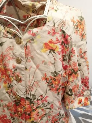 Blusa floral vintage