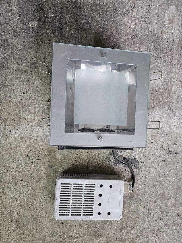 Foco empotrable techo - gris plata