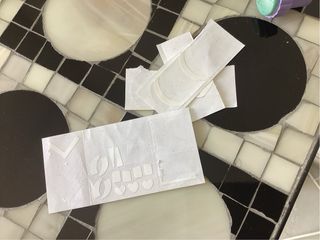 Kit manicura: pincel, esponja y pegatina