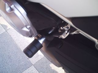 Anticaidas Aprilia Mana