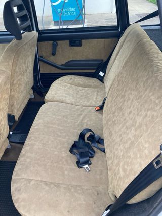 FIAT Uno 70 Sx carburación.